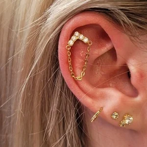 Nordik Piercing: piercing helix