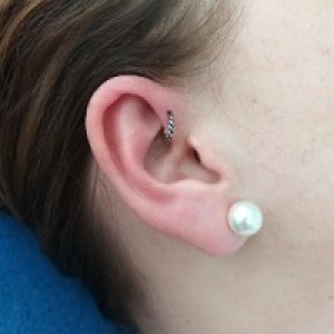 Nordik Piercing: Piercing anti-helix