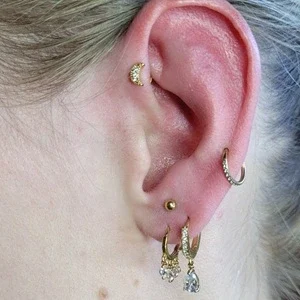 Nordik Piercing: piercings lobe, helix et anti-helix